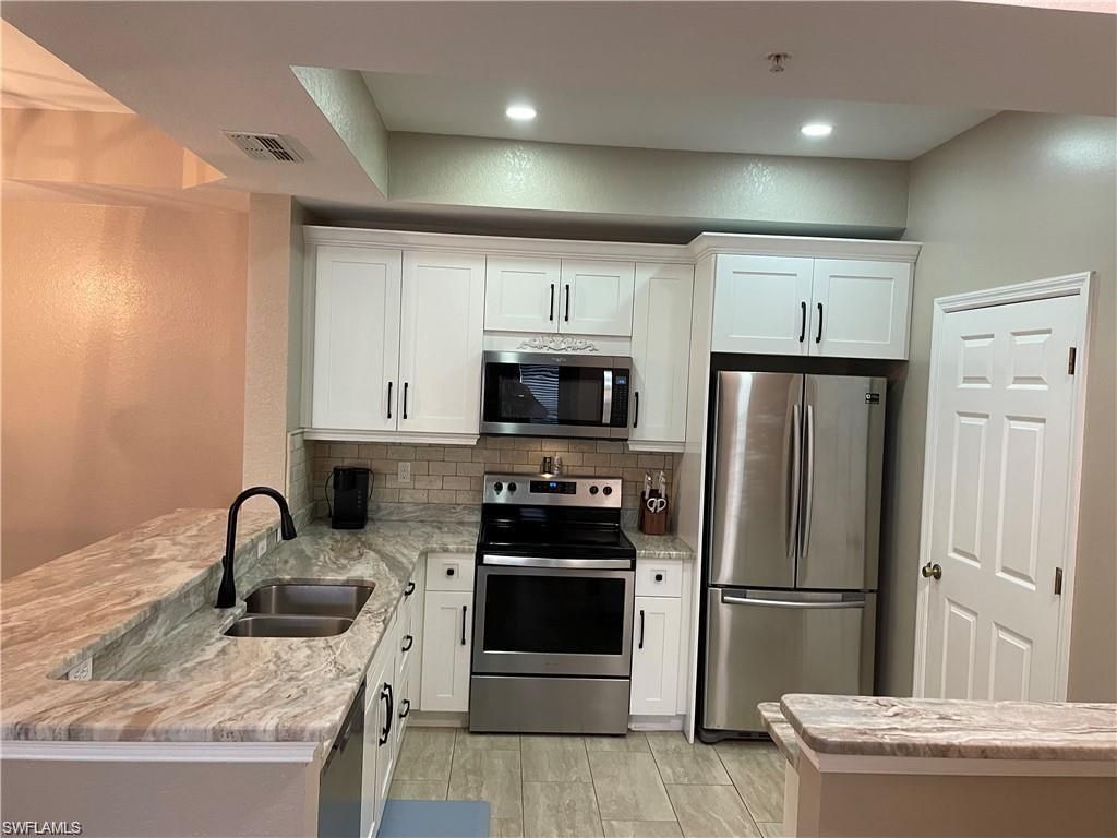 9025 Colby Dr, Unit 2113, Fort Myers, FL 33919 Photo