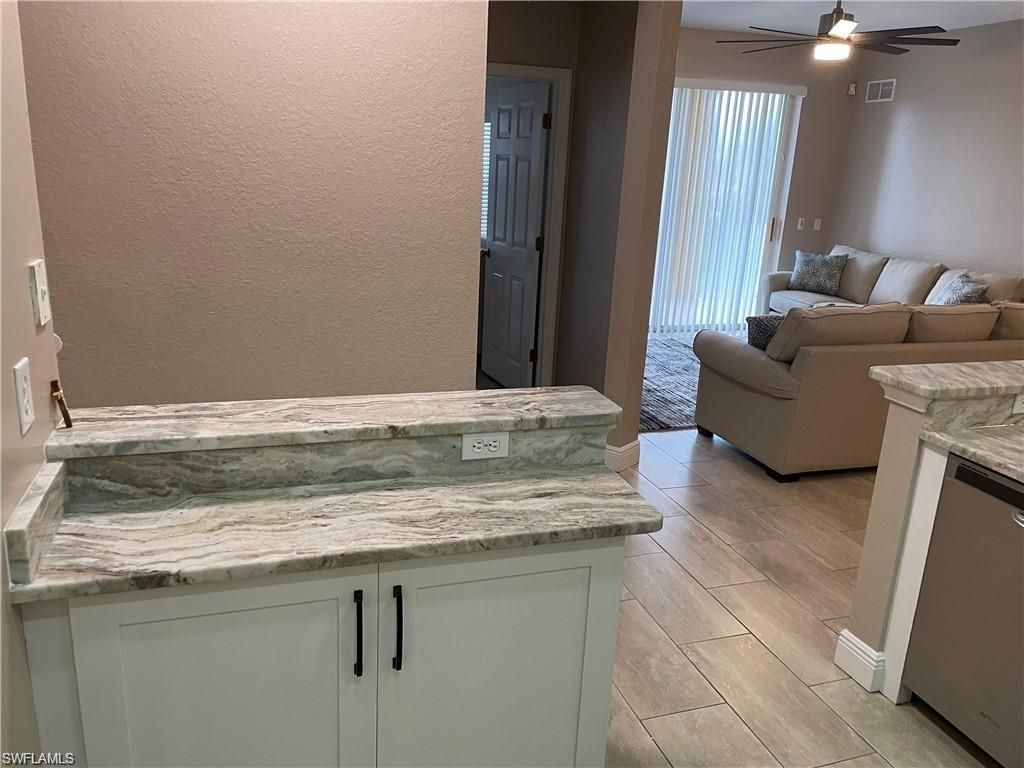 9025 Colby Dr, Unit 2113, Fort Myers, FL 33919 Photo