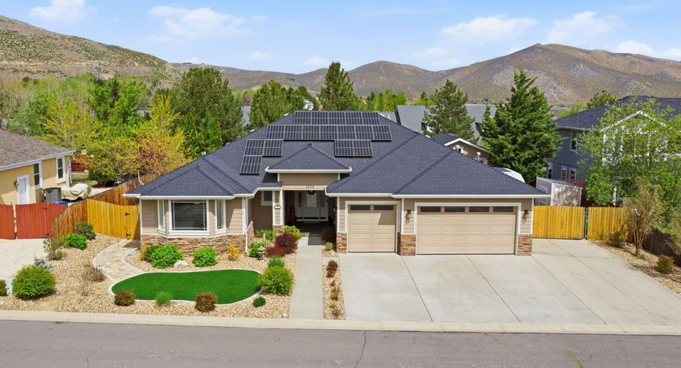 1824 Amberwood Drive, Carson City, NV 89703 Photo