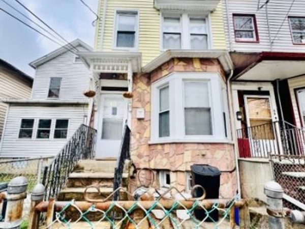 48 Wakeman Ave, Newark, NJ 07104