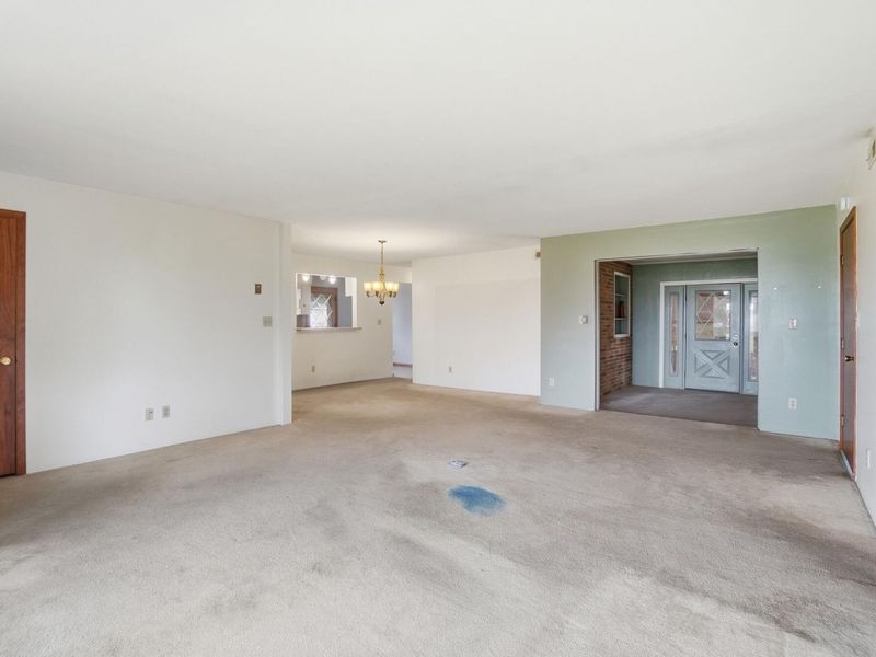 6020 Studebaker Road, Tipp City, OH 45371 Photo 5