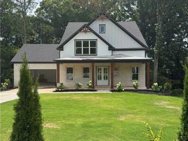 741 N Price Road, Buford, GA 30518