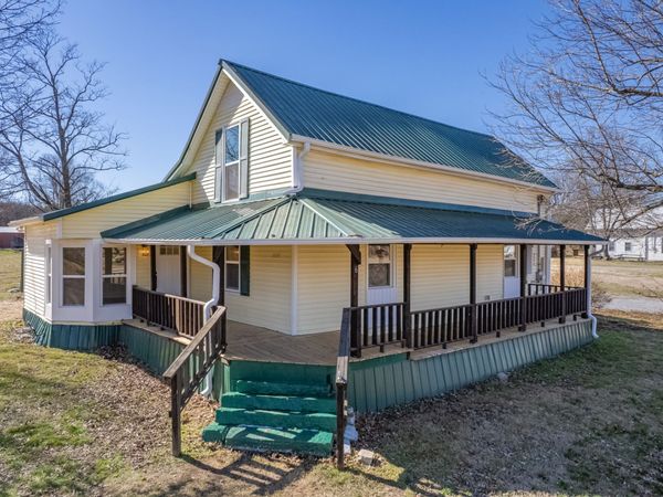 6 Booneville Church Rd , Fayetteville, TN 37334