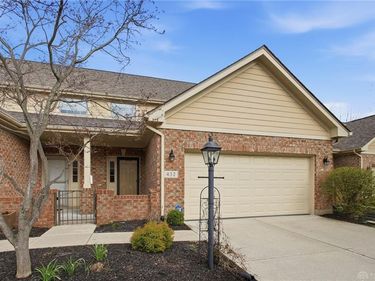 432 Shaw Farm Lane, Kettering, OH 45429