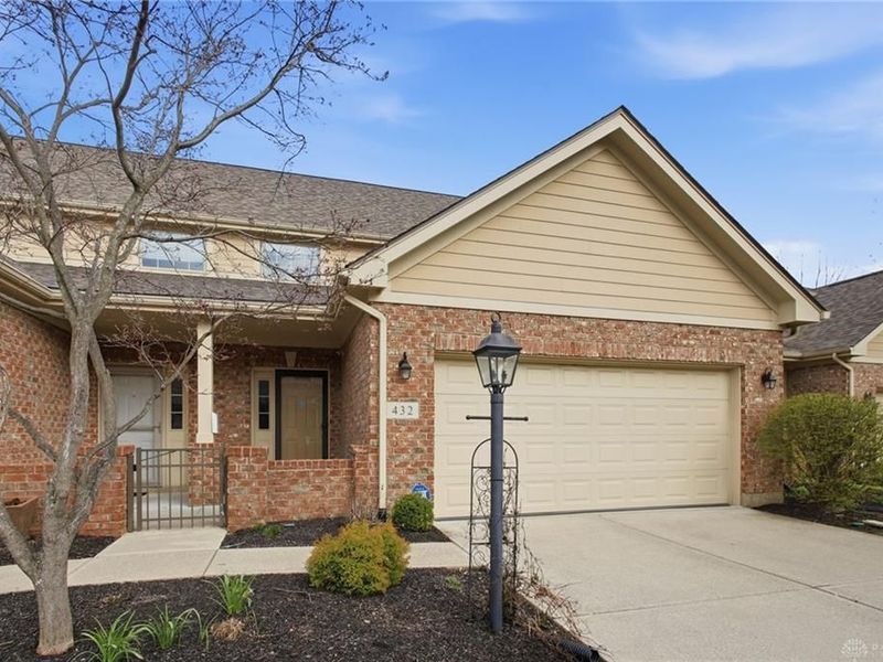 432 Shaw Farm Lane, Kettering, OH 45429 Photo 1