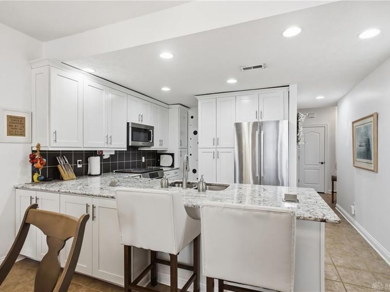 432 Shaw Farm Lane, Kettering, OH 45429 Photo 5