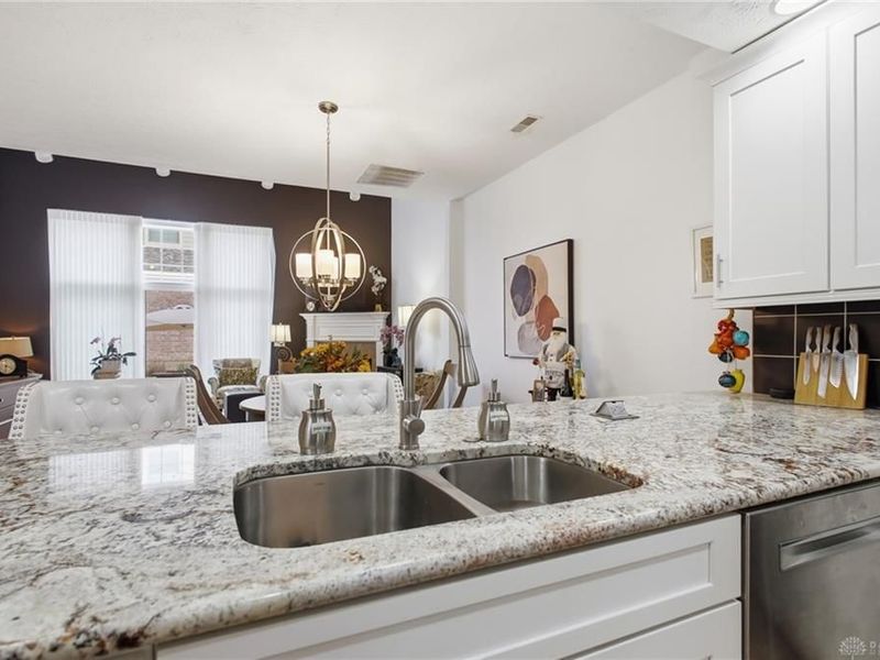 432 Shaw Farm Lane, Kettering, OH 45429 Photo 8