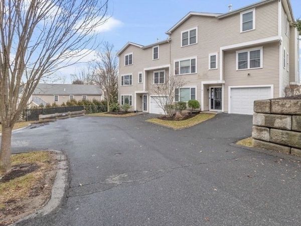 38 Webster Sr, Unit 2, Needham, MA 02494