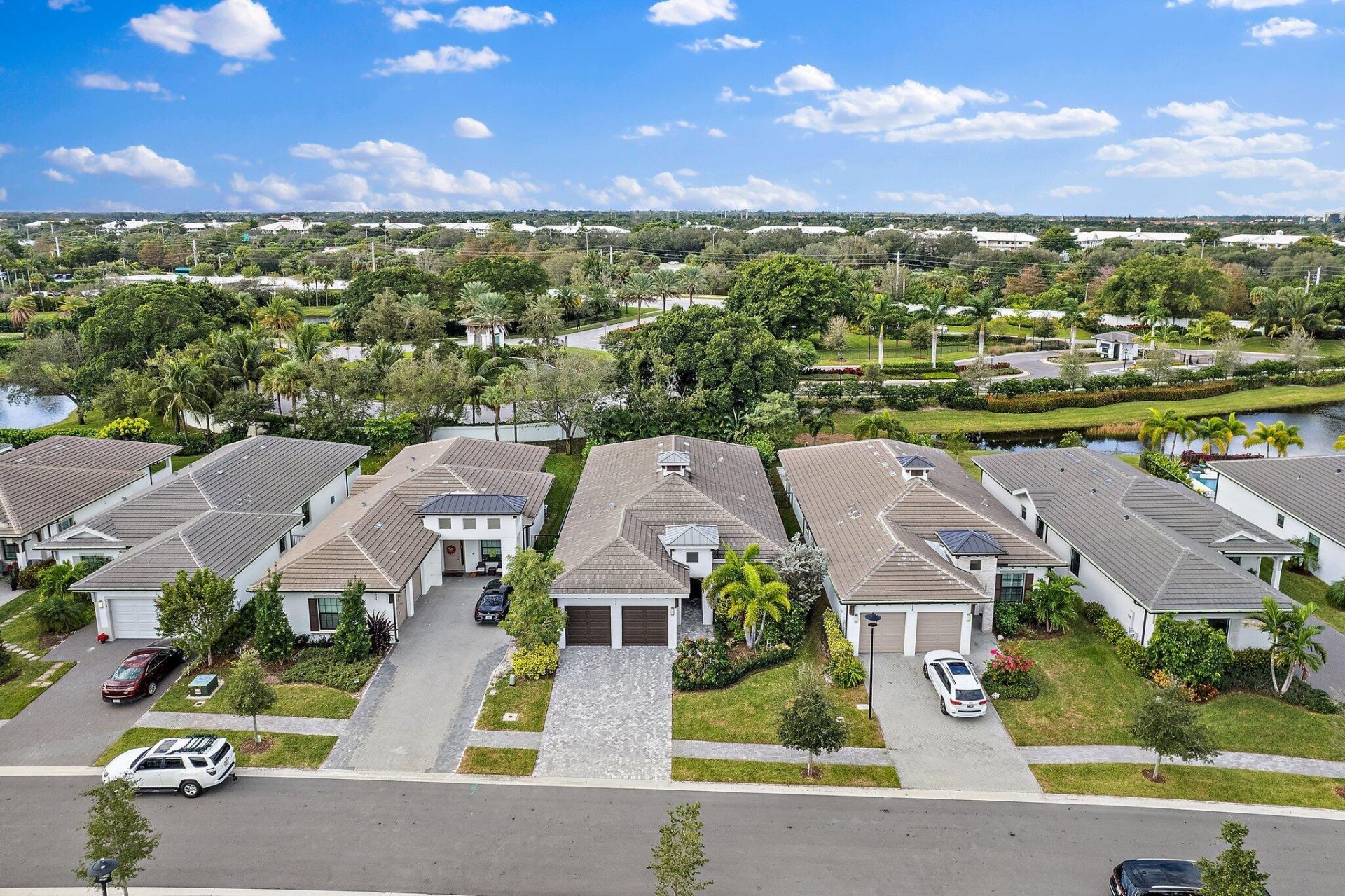 2938 Gin Berry Way, West Palm Beach, FL 33401 Photo