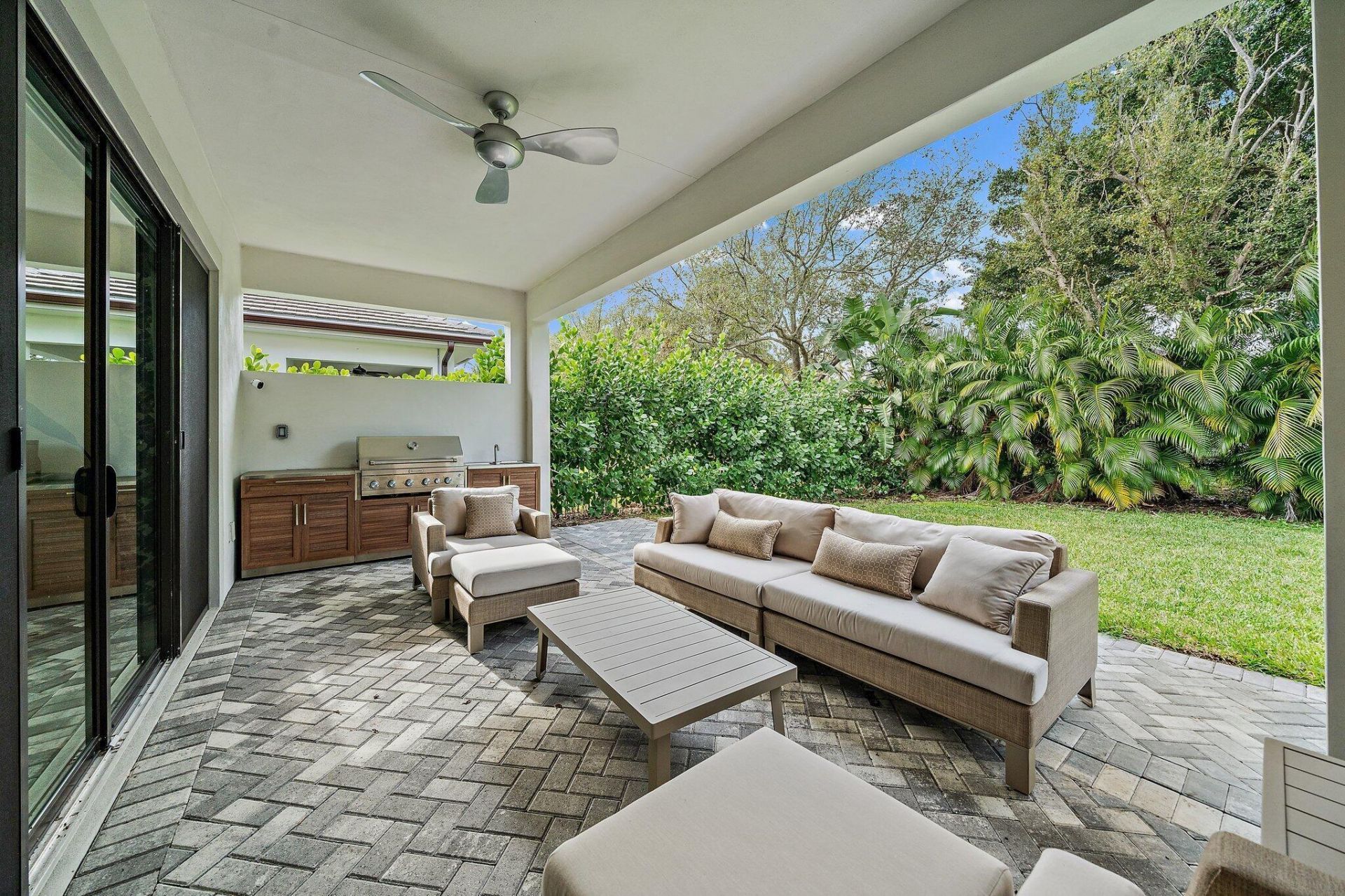 2938 Gin Berry Way, West Palm Beach, FL 33401 Photo