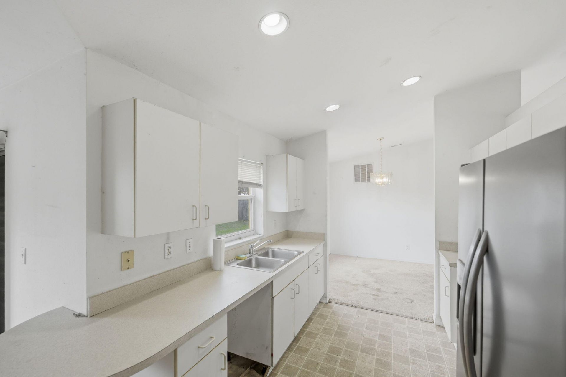 1566 SE Sutton Street, Port Saint Lucie, FL 34983 Photo