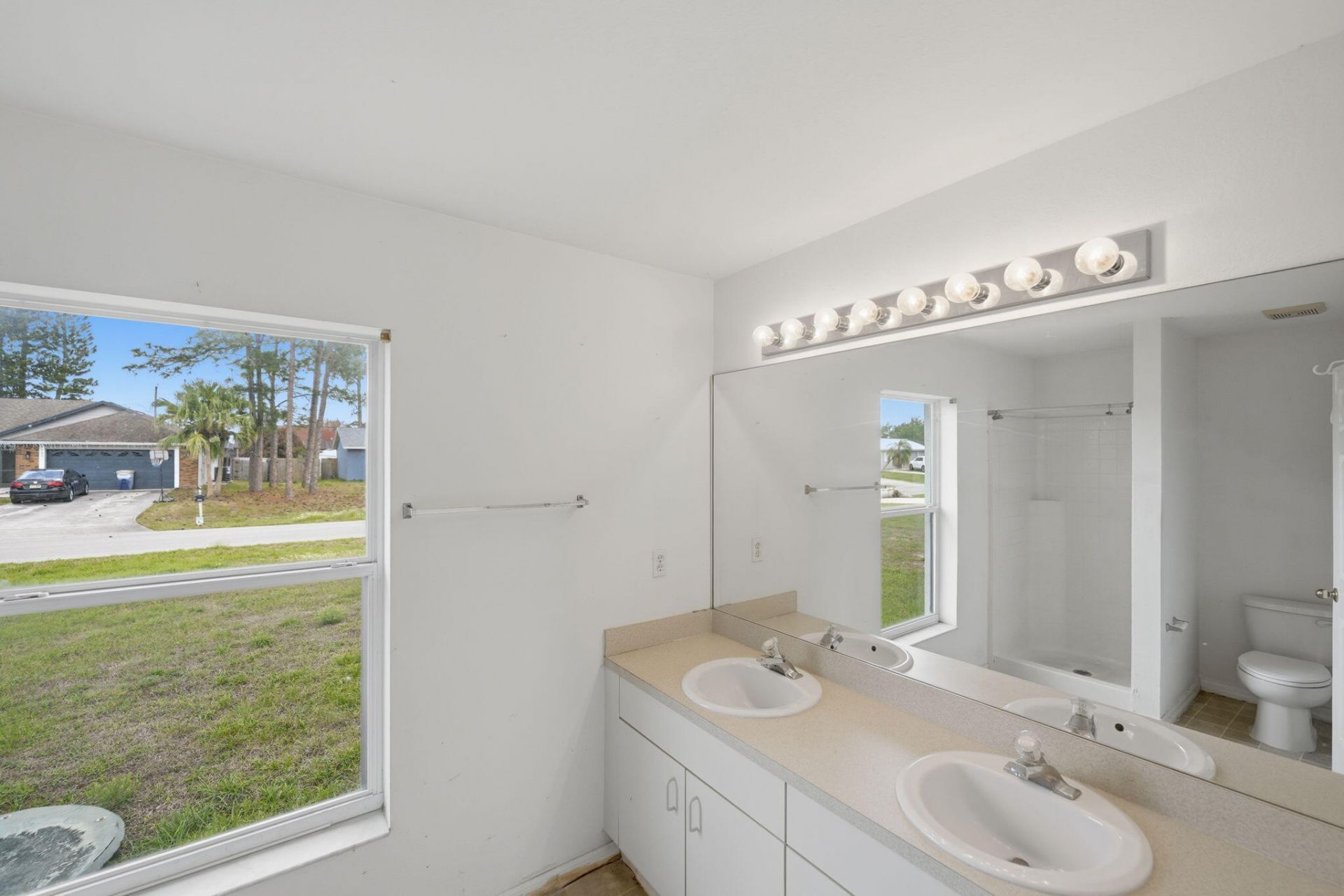 1566 SE Sutton Street, Port Saint Lucie, FL 34983 Photo