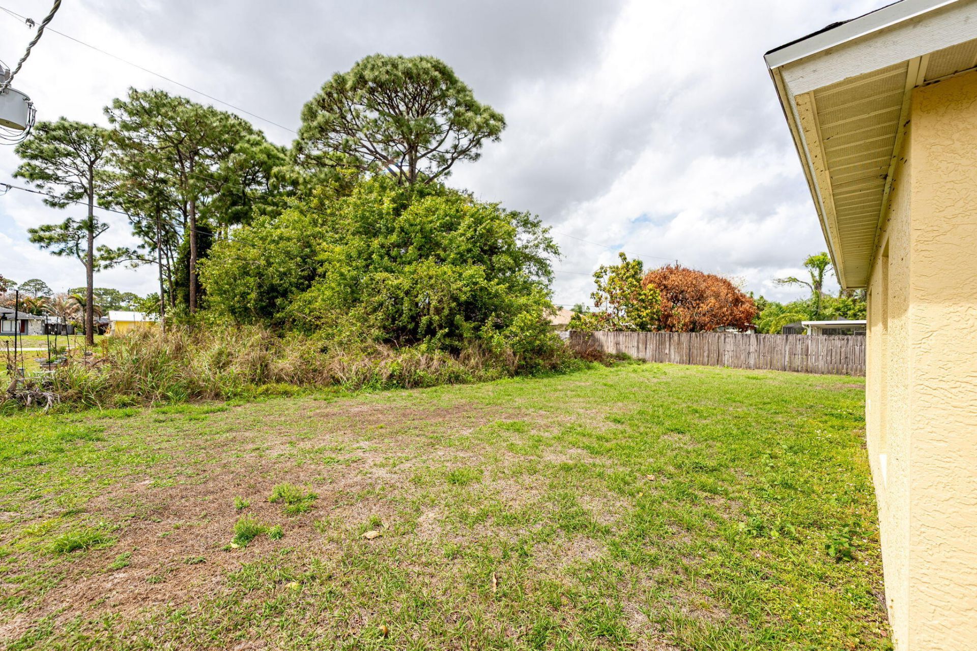 1566 SE Sutton Street, Port Saint Lucie, FL 34983 Photo