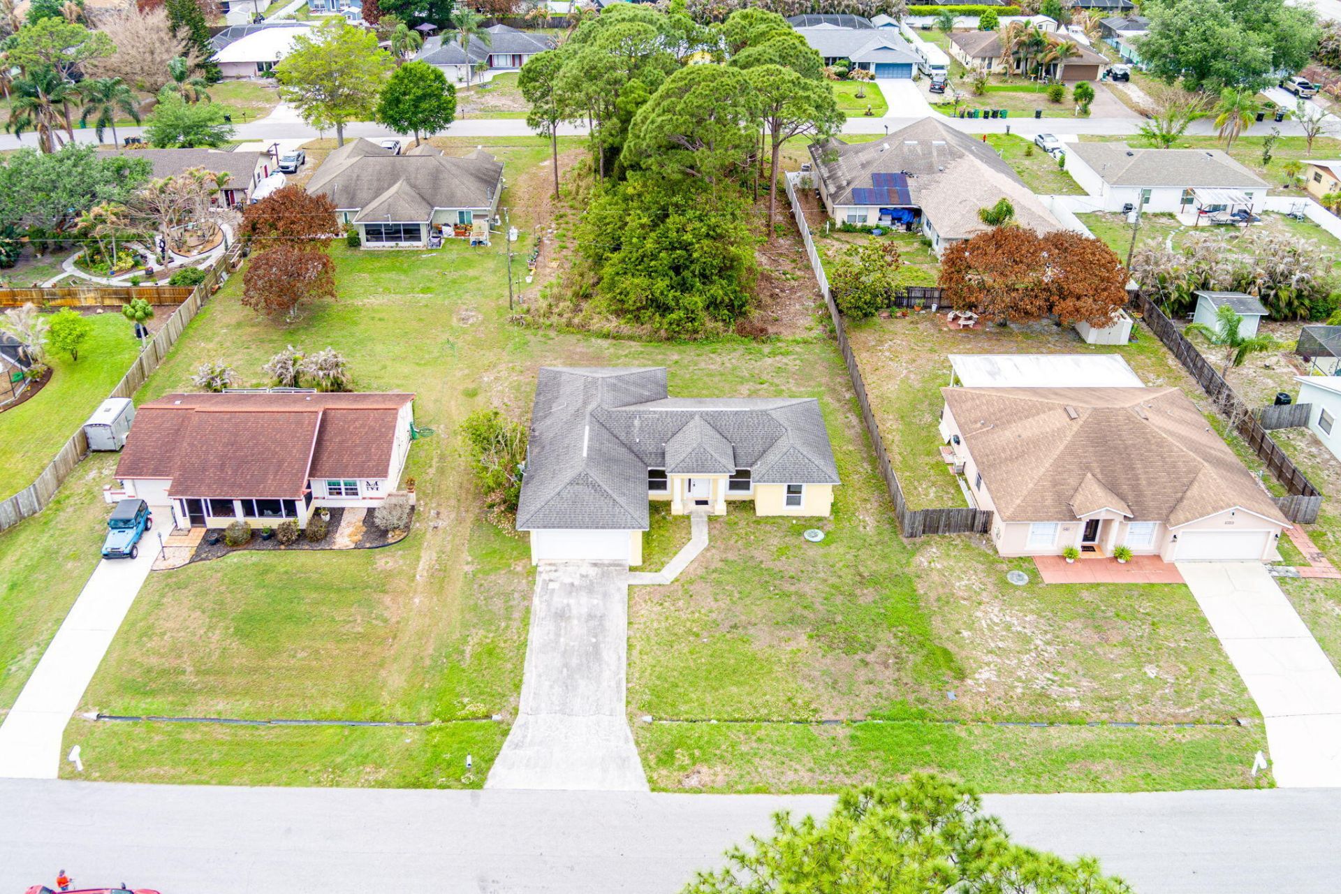 1566 SE Sutton Street, Port Saint Lucie, FL 34983 Photo