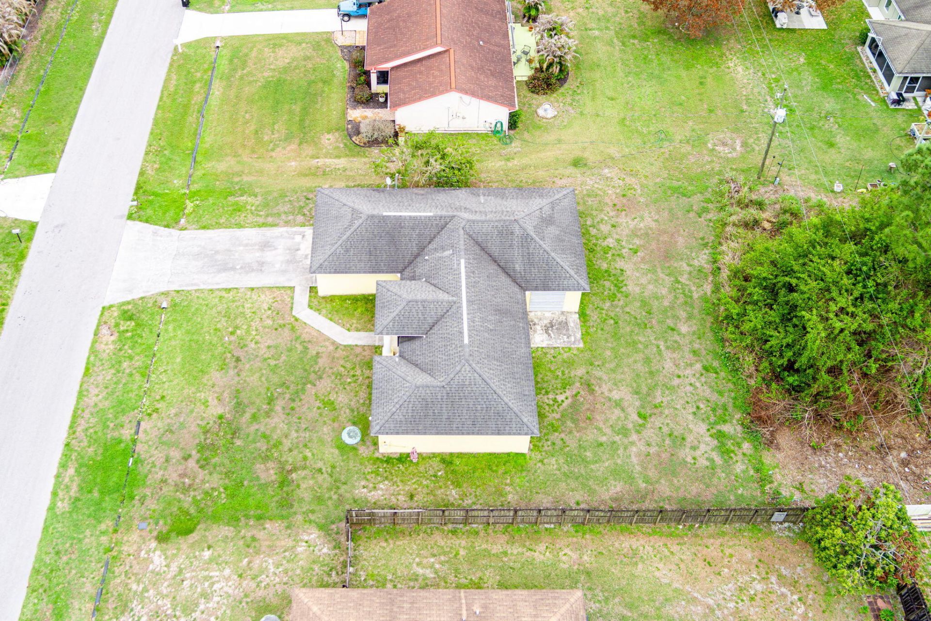 1566 SE Sutton Street, Port Saint Lucie, FL 34983 Photo
