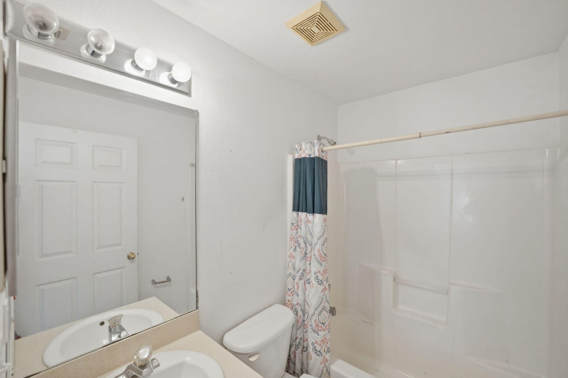 1566 SE Sutton Street, Port Saint Lucie, FL 34983 Photo