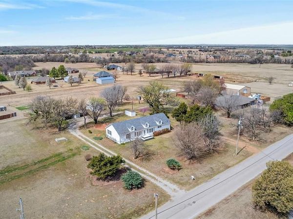 803 N Richland Road, Tuttle, OK 73089