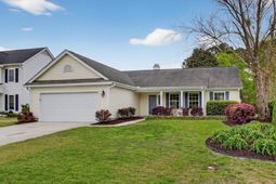 3224 Hunters Rest Drive photo 4