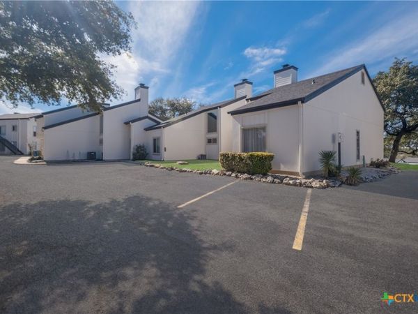 1135 Parkview Drive , Unit C16, Canyon Lake, TX 78133