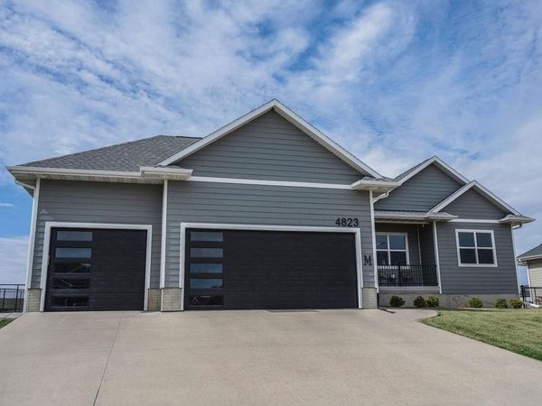 4823 Ironwood Drive, Cedar Falls, IA 50613