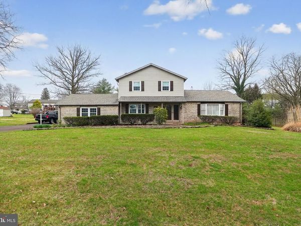 1000 BROOKWOOD DRIVE, POTTSTOWN, PA 19464