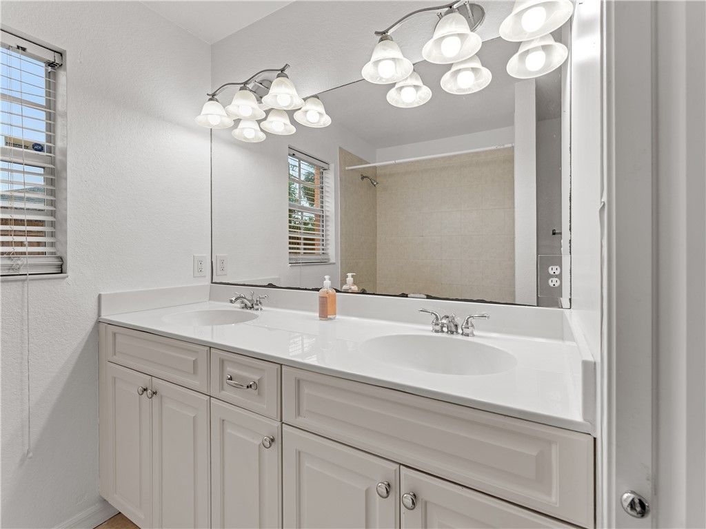 430 SE Thanksgiving Avenue, Port Saint Lucie, FL 34984 Photo