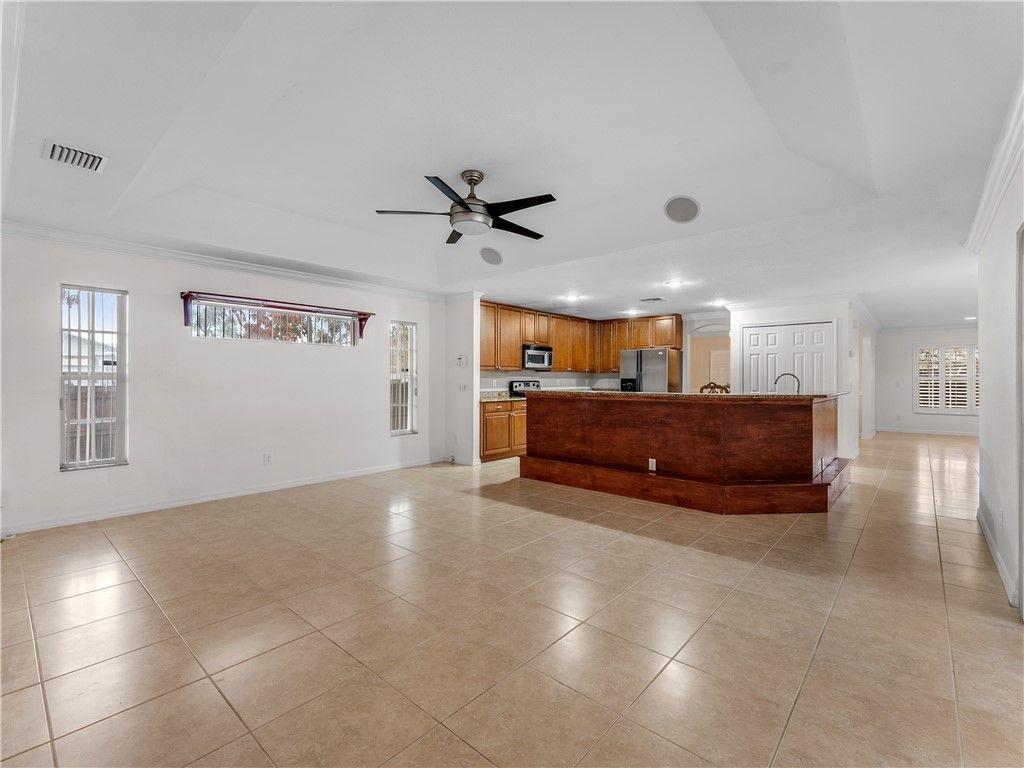 430 SE Thanksgiving Avenue, Port Saint Lucie, FL 34984 Photo