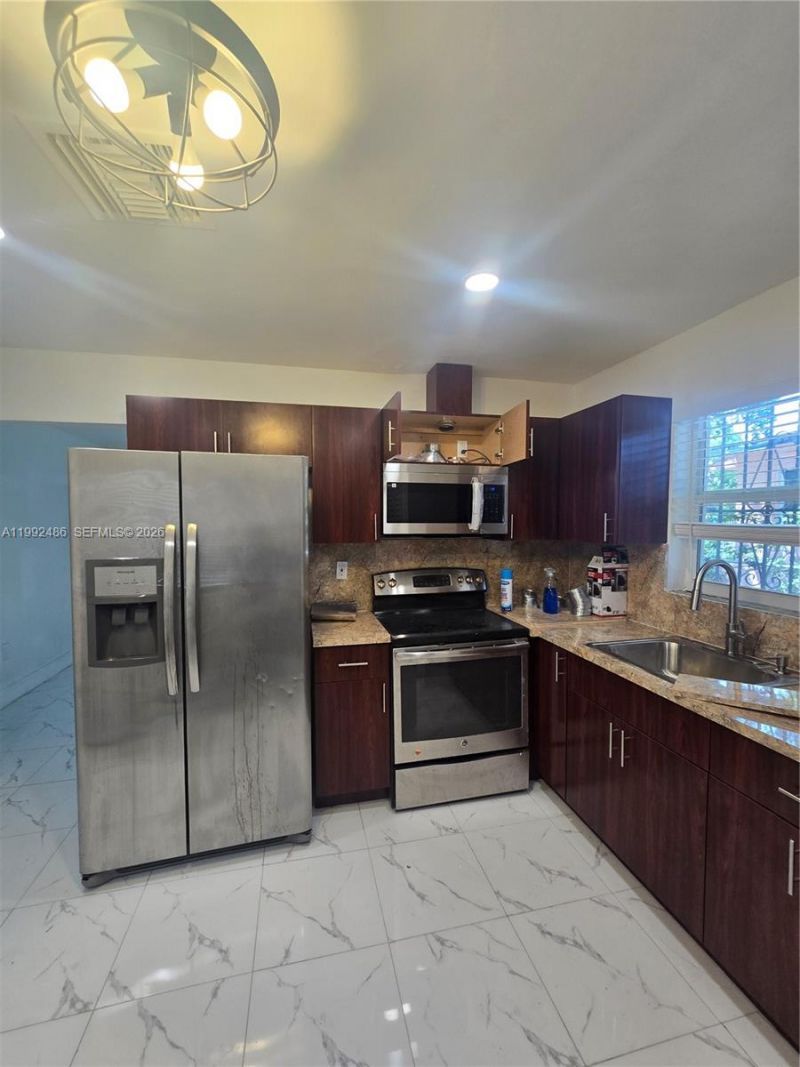 6231 NE 1st Ave , Unit 2, Miami, FL 33138 Photo