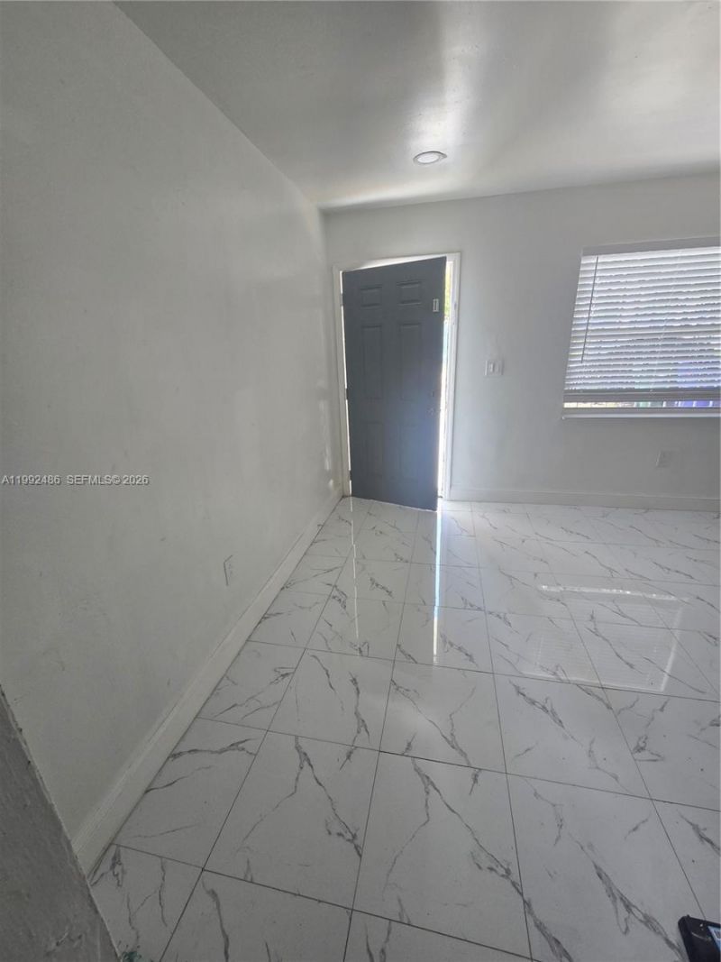 6231 NE 1st Ave , Unit 2, Miami, FL 33138 Photo