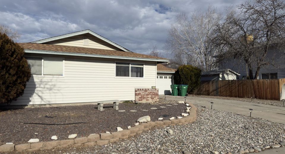 950 Sage View Drive, Sparks, NV 89434 Photo