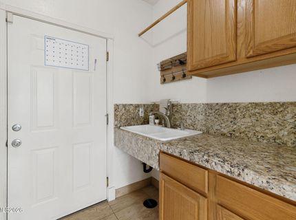 5520 High Rock Way, Sparks, NV 89431 Photo