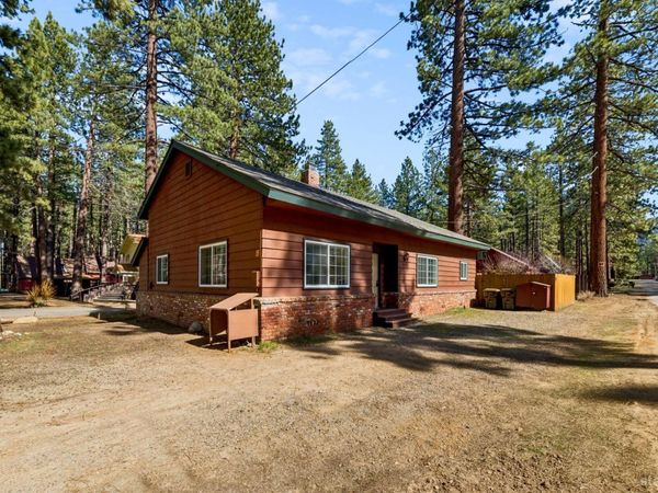 1089 Bowers Avenue, South Lake Tahoe, CA 96150