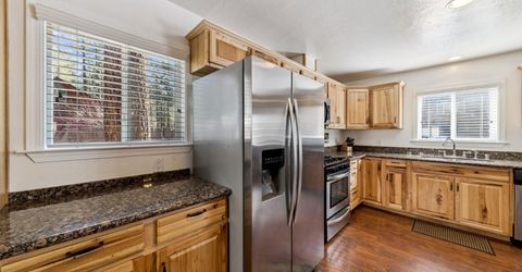 1089 Bowers Avenue, South Lake Tahoe, CA 96150 Photo