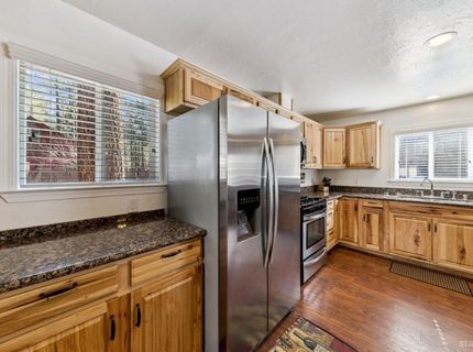 1089 Bowers Avenue, South Lake Tahoe, CA 96150 Photo