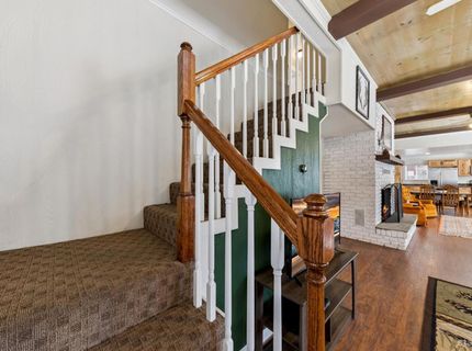 1089 Bowers Avenue, South Lake Tahoe, CA 96150 Photo