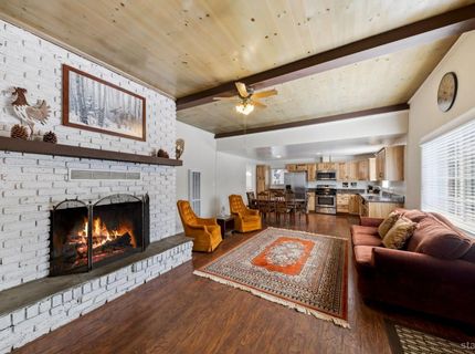 1089 Bowers Avenue, South Lake Tahoe, CA 96150 Photo