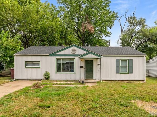 9724 Dennis Drive , Unincorporated, MO 63136