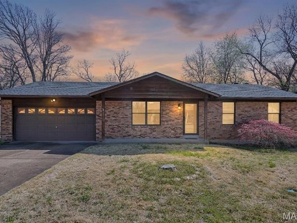4305 Julie Court, High Ridge, MO 63049