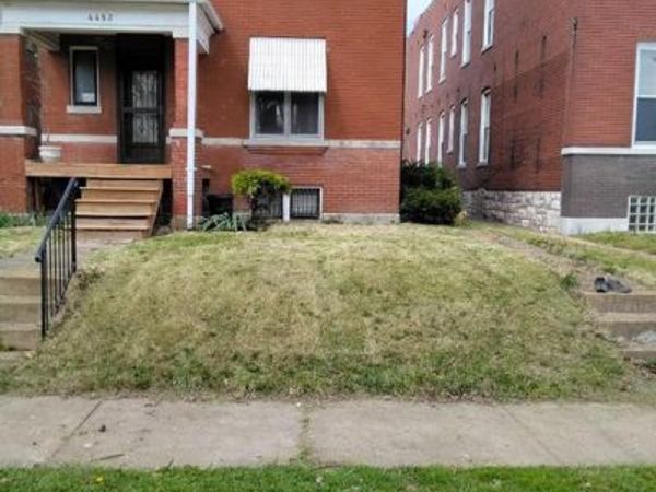 4453 Athlone Avenue , St Louis, MO 63115