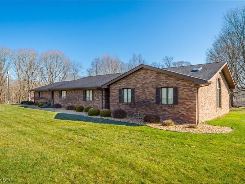 52 Hilda Circle , Bloomingdale, OH 43910 Photo 2