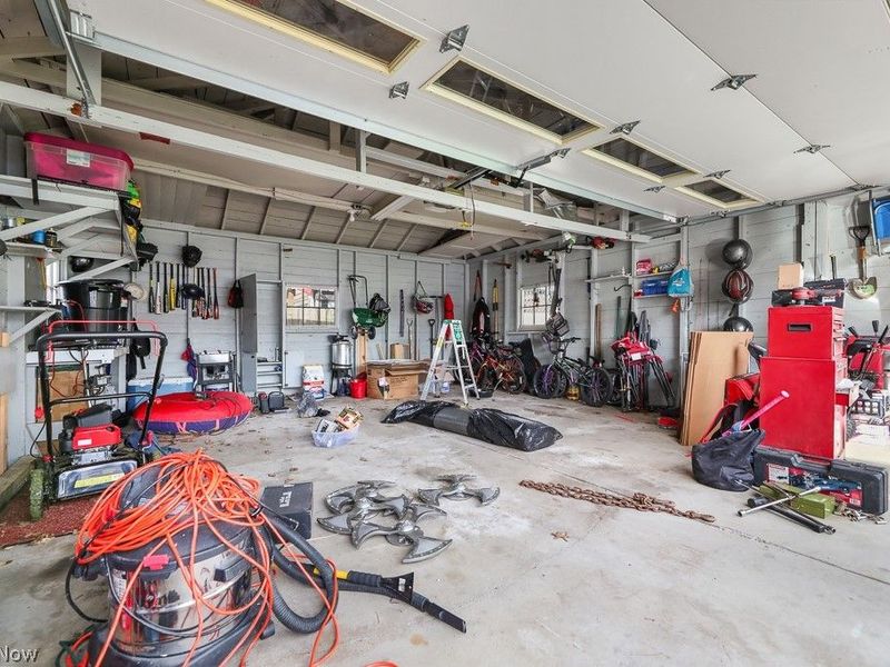 2144 Ridgewood Avenue, Alliance, OH 44601 Photo 36