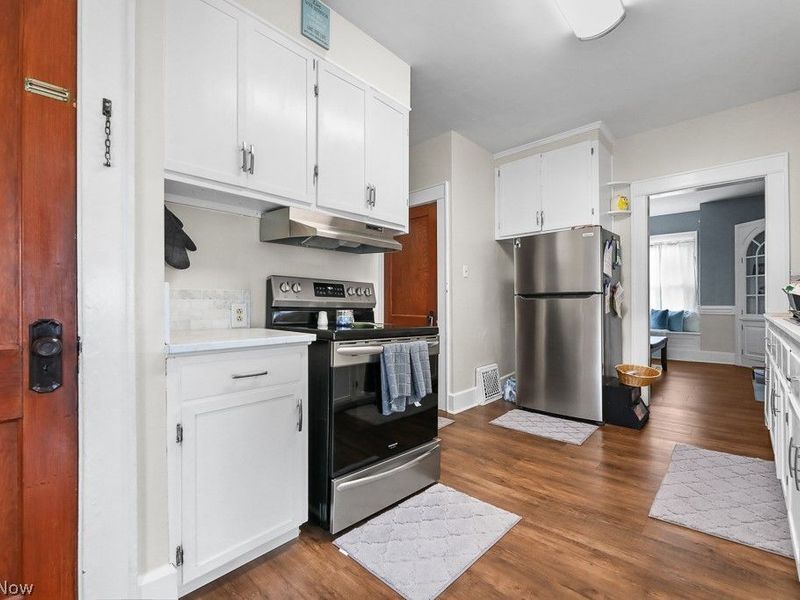 2144 Ridgewood Avenue, Alliance, OH 44601 Photo 4