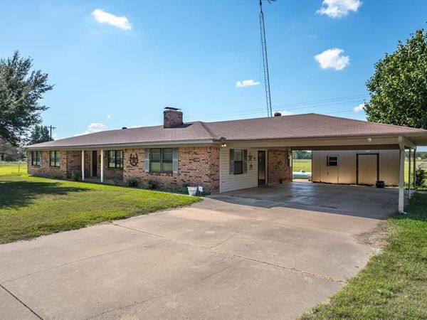 3121 VZ County Road 1215, Grand Saline, TX 75140