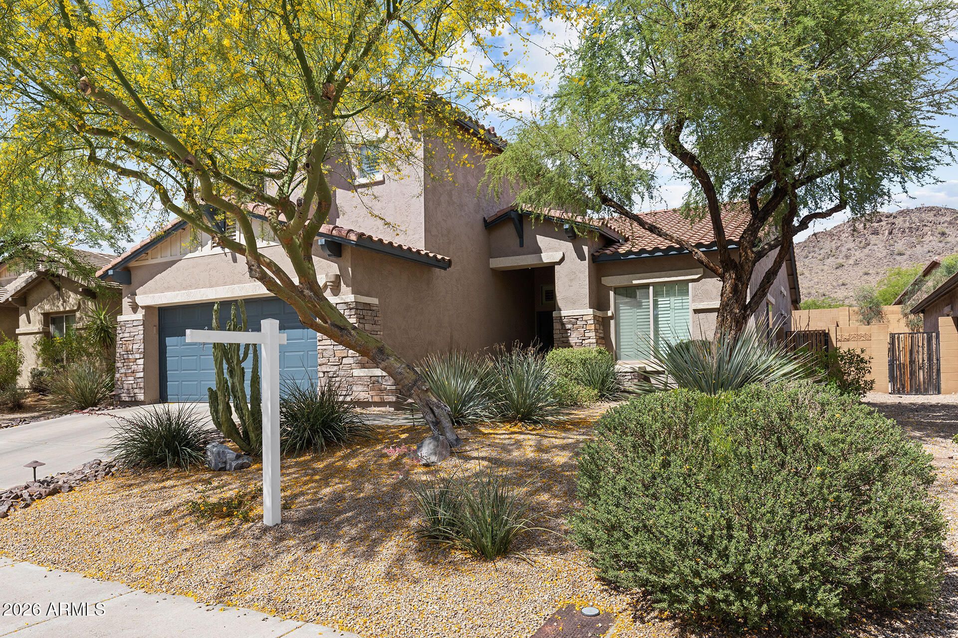 8456 W Quail Track Drive, Peoria, AZ 85383 Main Photo