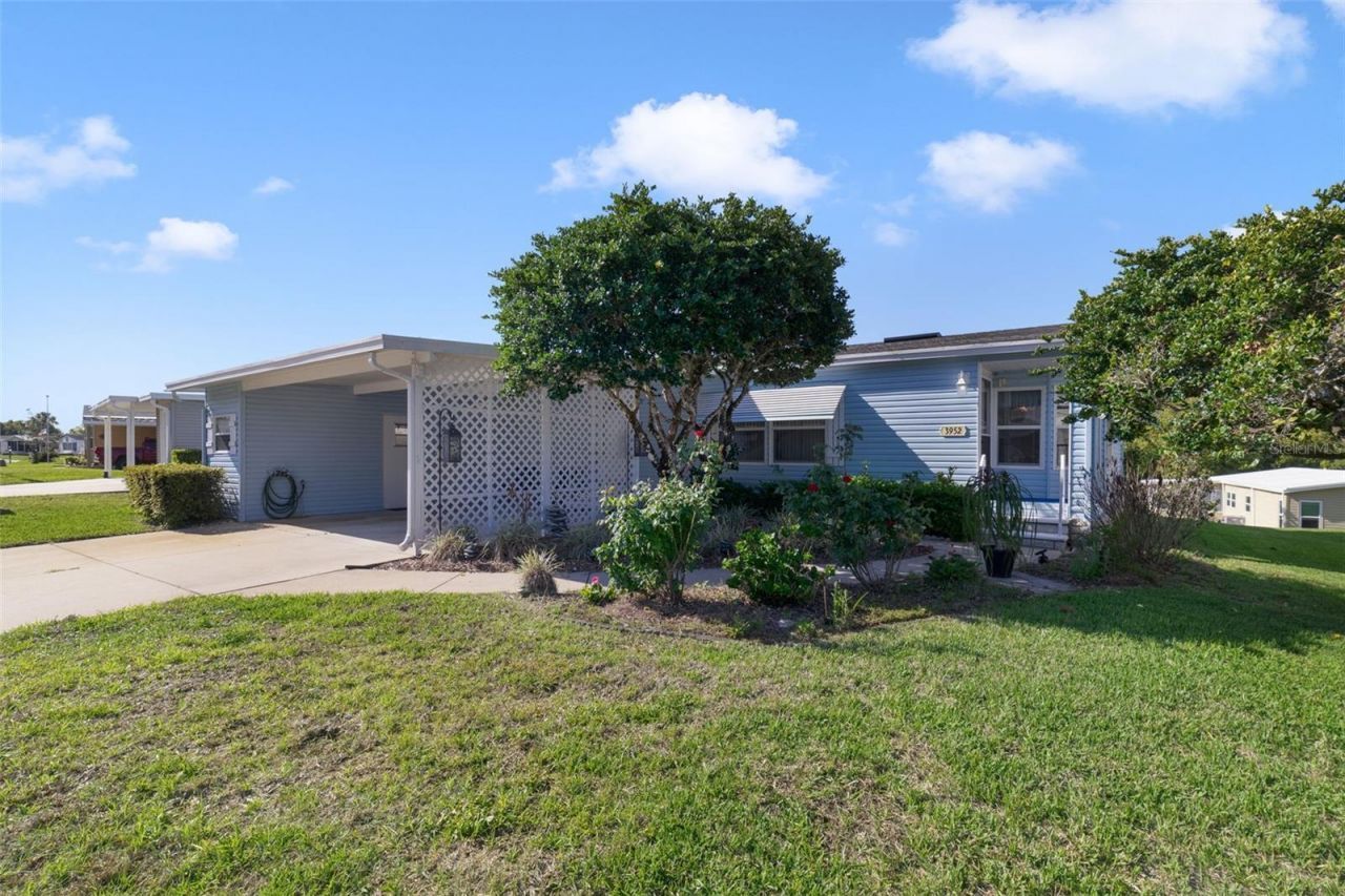 3952 N Citrus Circle, Unit 688, Zellwood, FL 32798 Photo