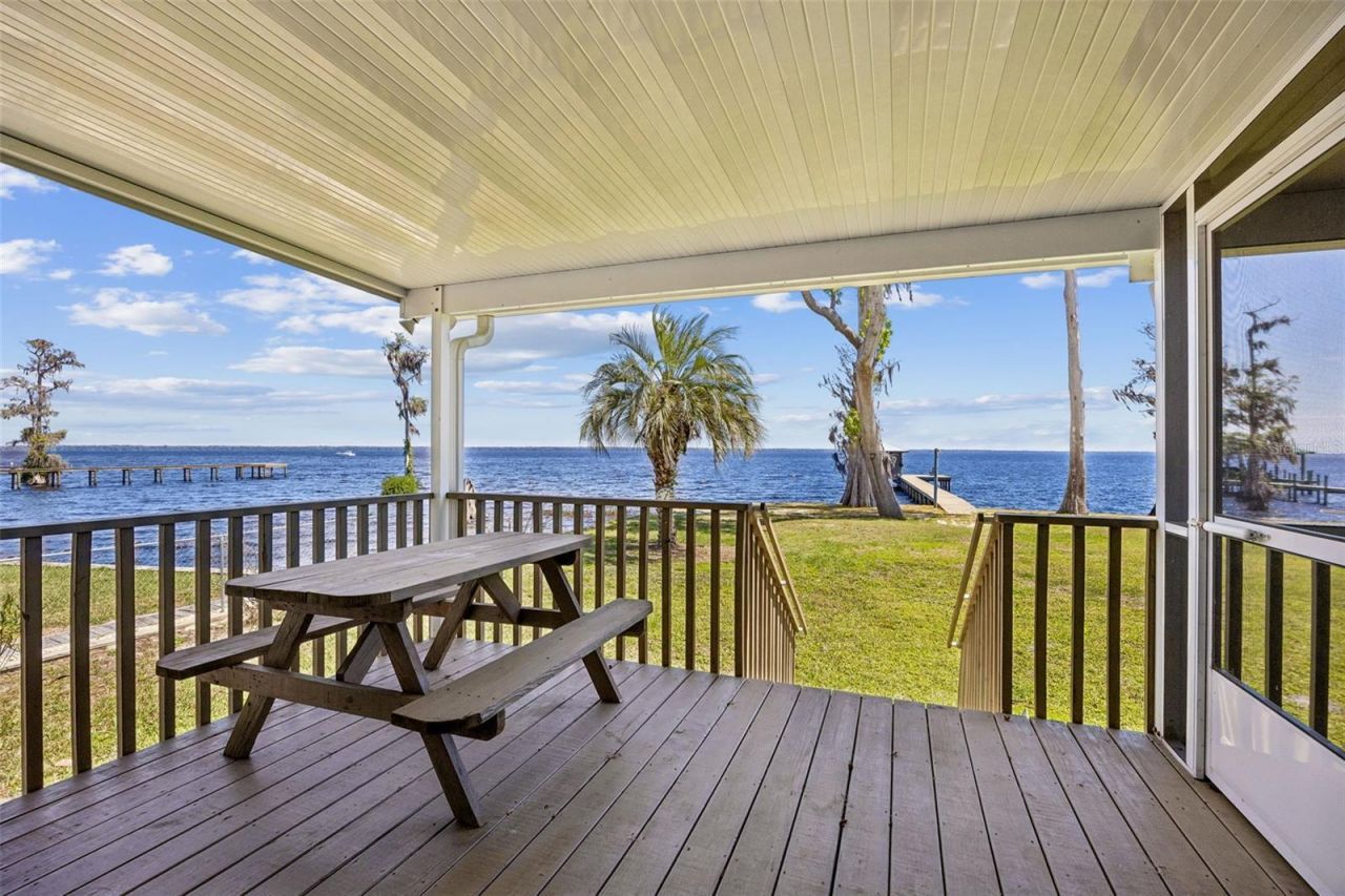 108 Sandra Lane , Crescent City, FL 32112 Photo