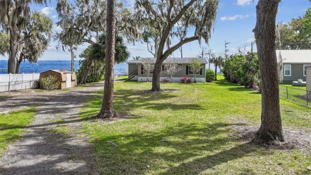 108 Sandra Lane , Crescent City, FL 32112 Photo