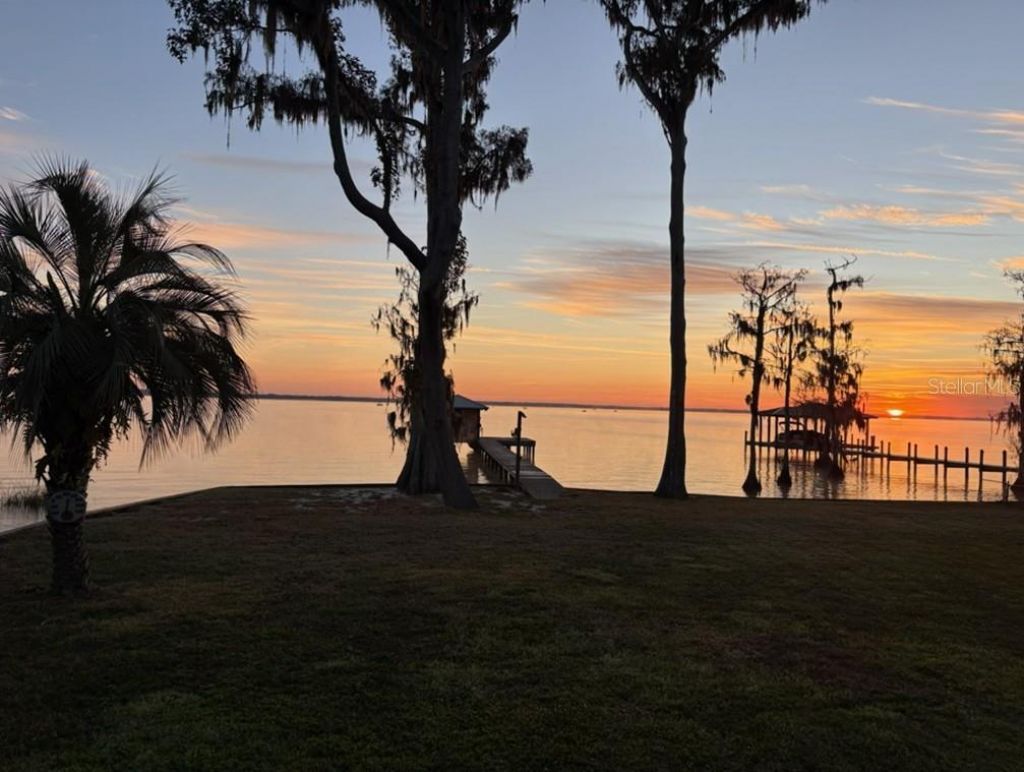 108 Sandra Lane , Crescent City, FL 32112 Photo