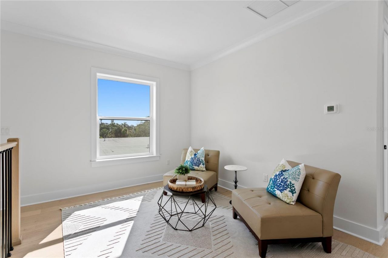 1851 Mississippi Avenue Ne, Saint Petersburg, FL 33703 Photo