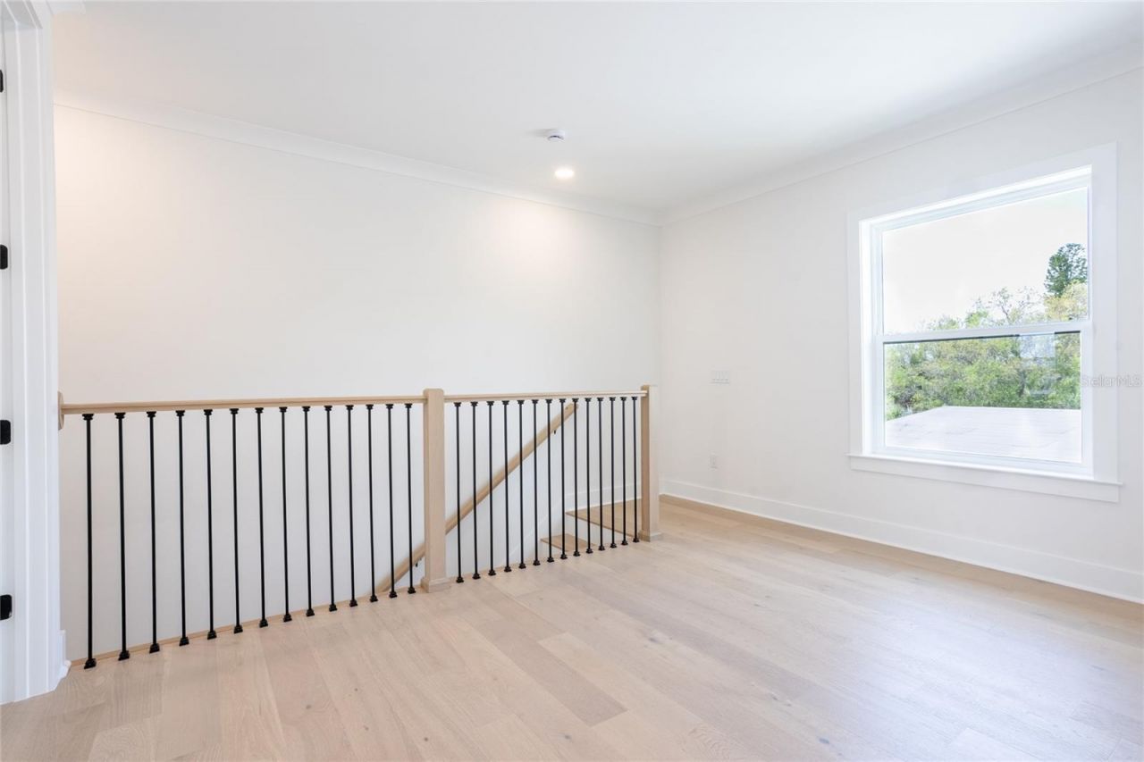 1851 Mississippi Avenue Ne, Saint Petersburg, FL 33703 Photo